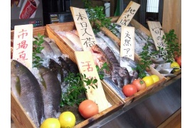 生簀から出してすぐの魚は鮮度抜群!!博多の有名店！